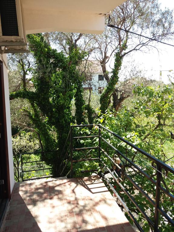 Apartmani Na Moru Bar Exterior photo